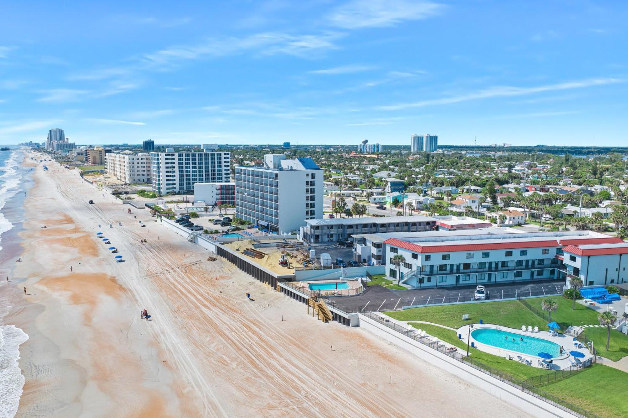Family Friendly Oceanfront Condo With Pool! Daytona Beach Extérieur photo